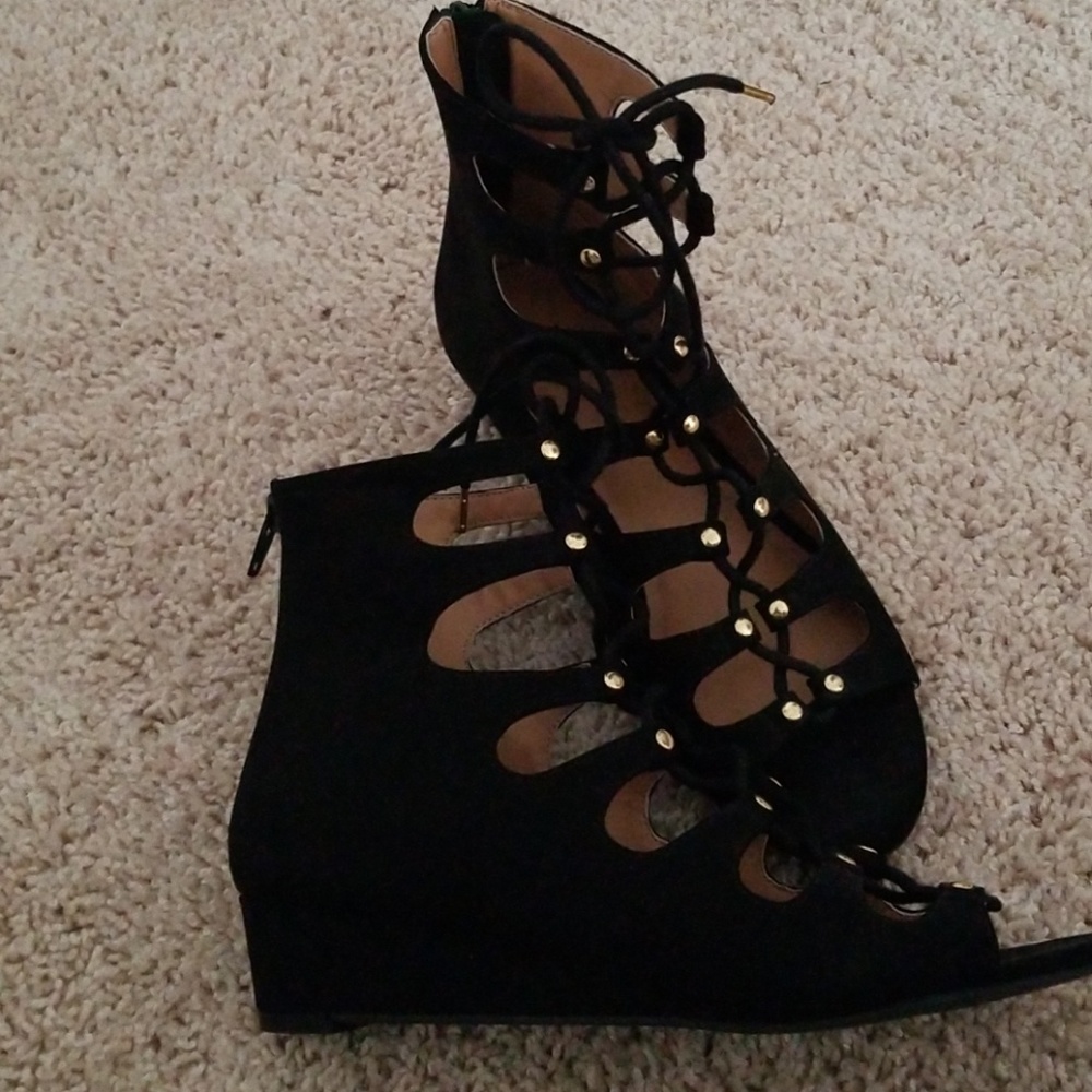 Brand New H&M Gladiator Sandals Size 6 - Picture 2 of 5